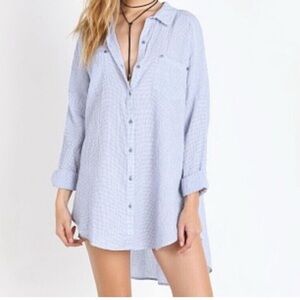 XS OVERSIZED Free People Puckered Check Lover Her Madly Top White Combo Blue